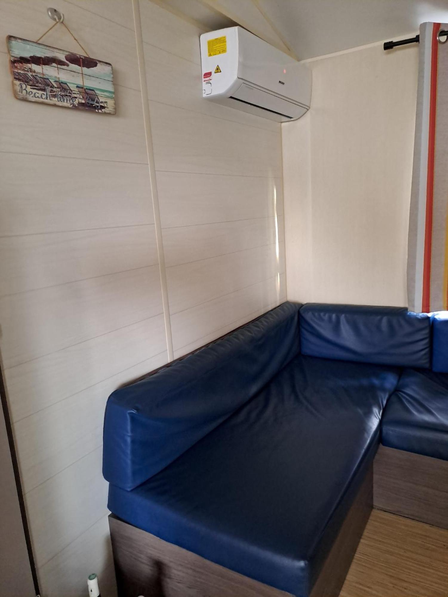 Mobile Home 047 بورت-لا-نوفيل المظهر الخارجي الصورة